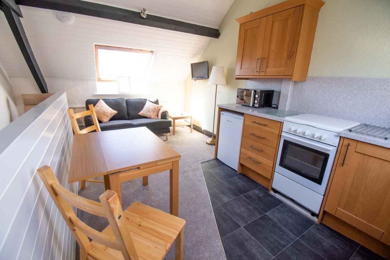 Long Byres Holiday Cottages Brampton  Esterno foto