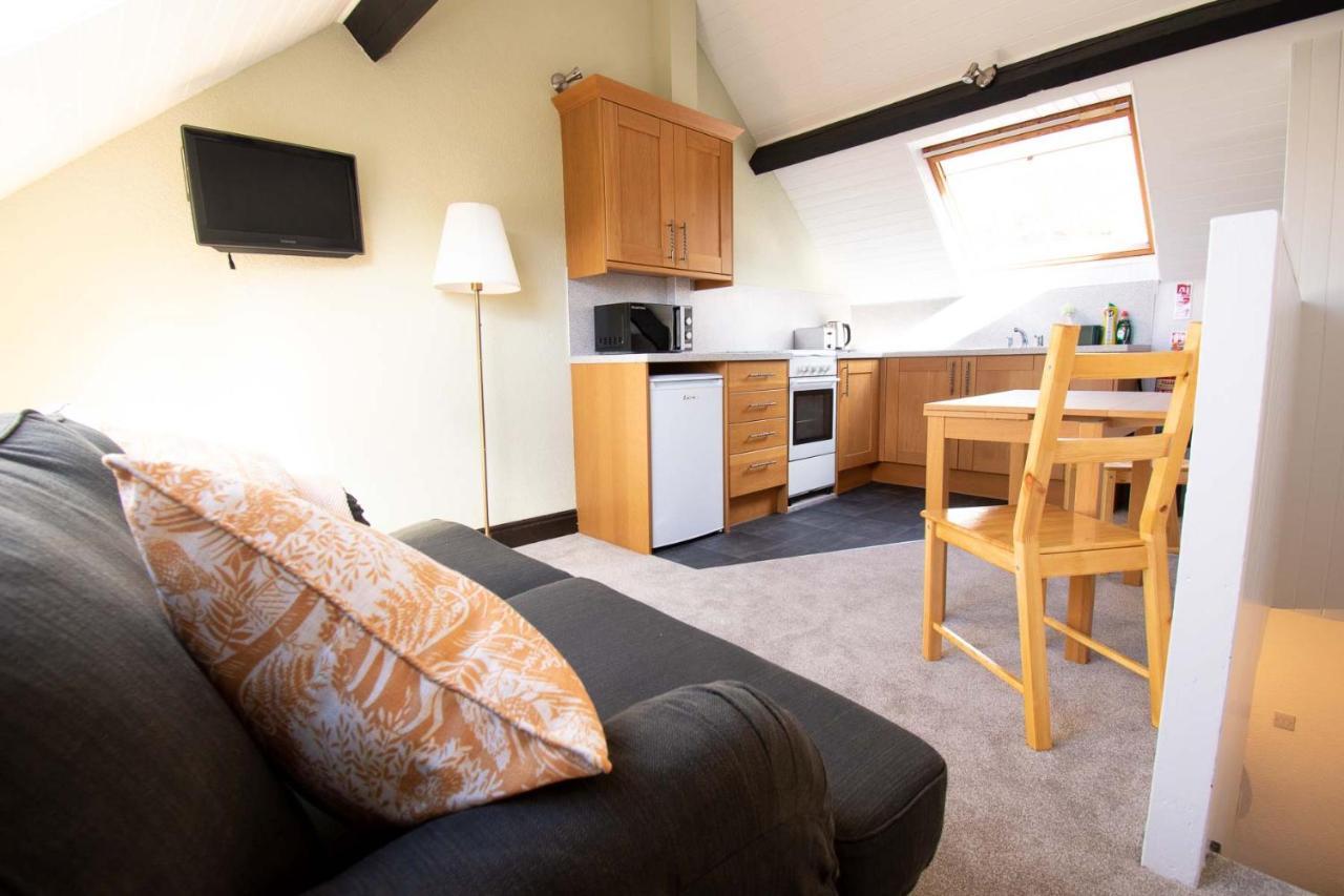 Long Byres Holiday Cottages Brampton  Esterno foto